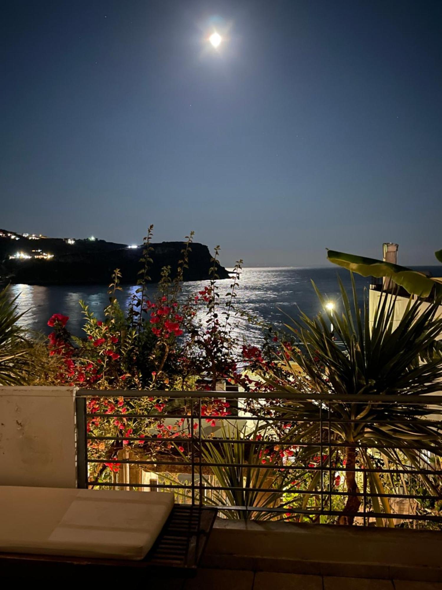 Apartamento Ionian View Himarë Exterior foto